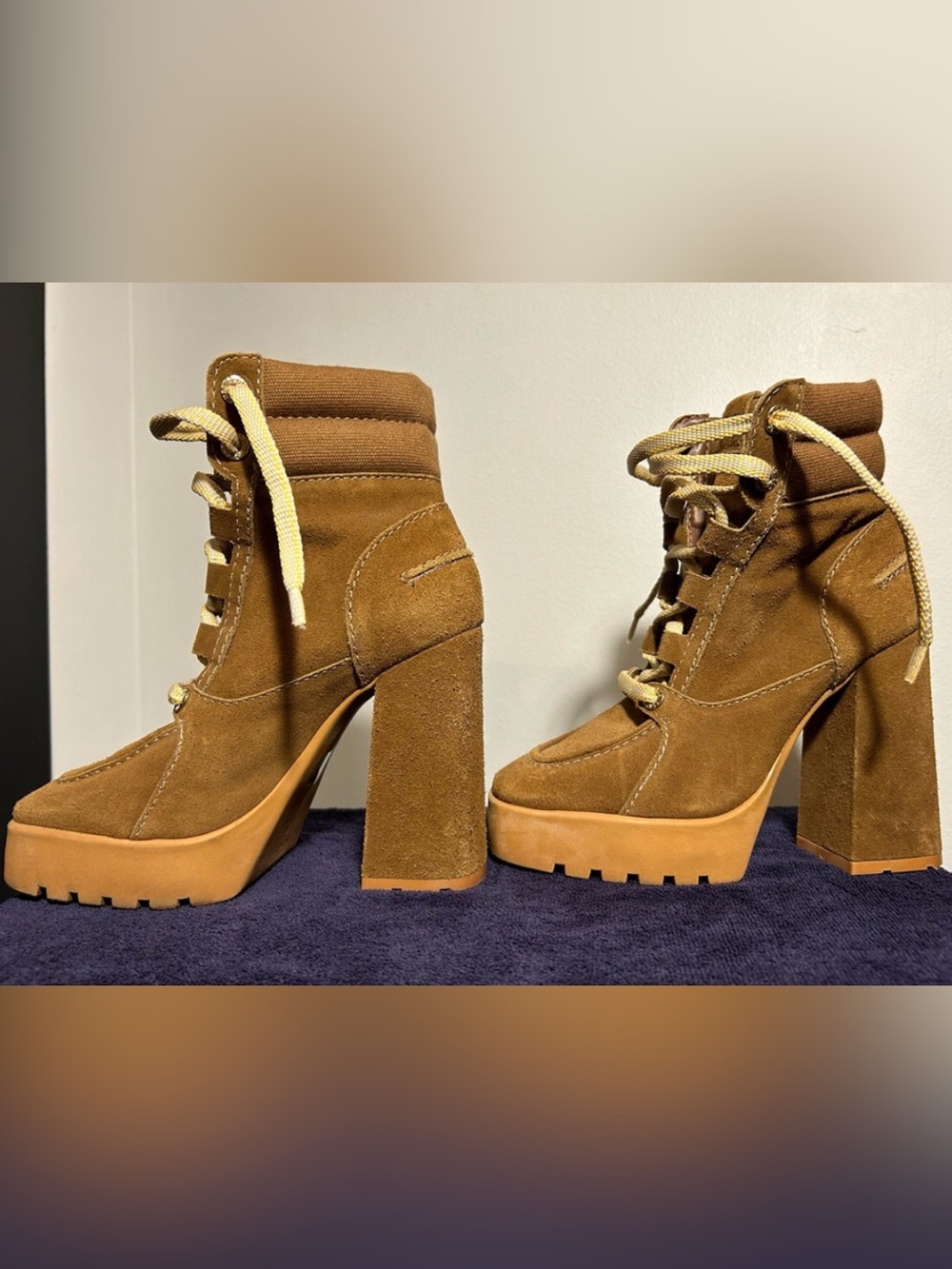 Schultz rare & trending square toe boot. Size 6. Worn once.